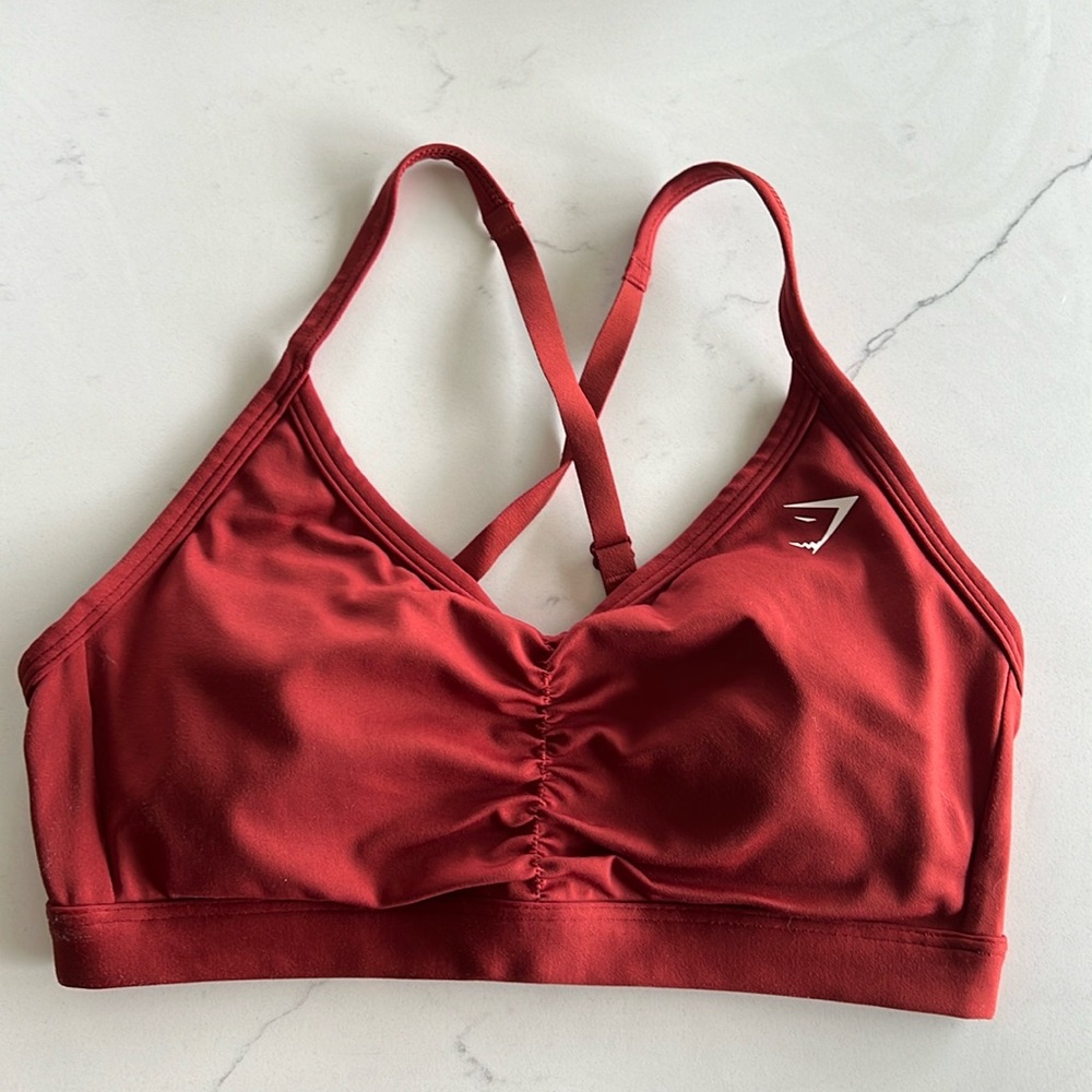 Gymshark Ruched Sports Bra - Rosewood Red